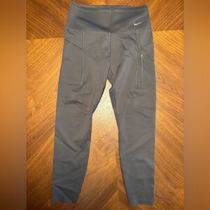 Nike Go Dry fit Leggings, L with pockets